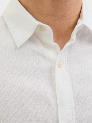 JACK&JONES ORIGINALS JORVARENNA DOBBY SHIRT SS Cloud Dancer | Freewear JORVARENNA DOBBY SHIRT SS - www.freewear.nl - Freewear