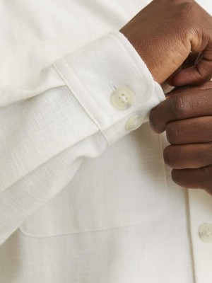 JACK%JONES PREMIUM JPRCCRAYMOND SPRING SOLID OVERSHIRT: Cloud Dancer/COMFORT FIT | Freewear JPRCCRAYMOND SPRING SOLID OVERSHIRT: - www.freewear.nl - Freewear