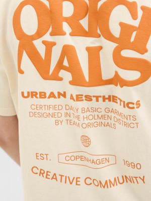 JACK&JONES ORIGINALS JORTAVIRA TYPE BACK TEESS CREW NECK: Ecru | Freewear JORTAVIRA TYPE BACK TEESS CREW NECK: - www.freewear.nl - Freewear