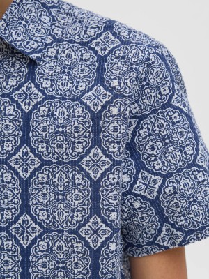 jack en jones boys JORSEERSUCKER AOP SHIRT SS JNR Ocean Cavern | Freewear JORSEERSUCKER AOP SHIRT SS JNR - www.freewear.nl - Freewear