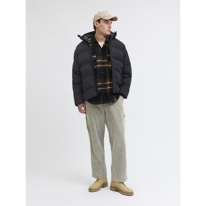 Jack & Jones:JACK&JONES ESSENTIALS JJESOHO PUFFER HOOD SN Black | Freewear JJESOHO PUFFER HOOD SN - www.freewear.nl - Freewear