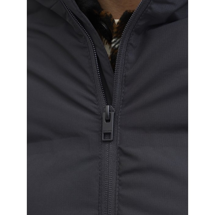 Jack & Jones:JACK&JONES ESSENTIALS JJESOHO PUFFER HOOD SN Black | Freewear JJESOHO PUFFER HOOD SN - www.freewear.nl - Freewear