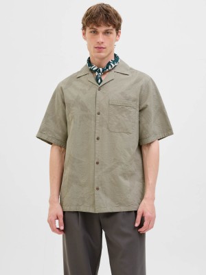 JACK%JONES PREMIUM JPRBLULUKE JACQUARD RESORT S/S SHIR: Elmwood | Freewear JPRBLULUKE JACQUARD RESORT S/S SHIR: - www.freewear.nl - Freewear