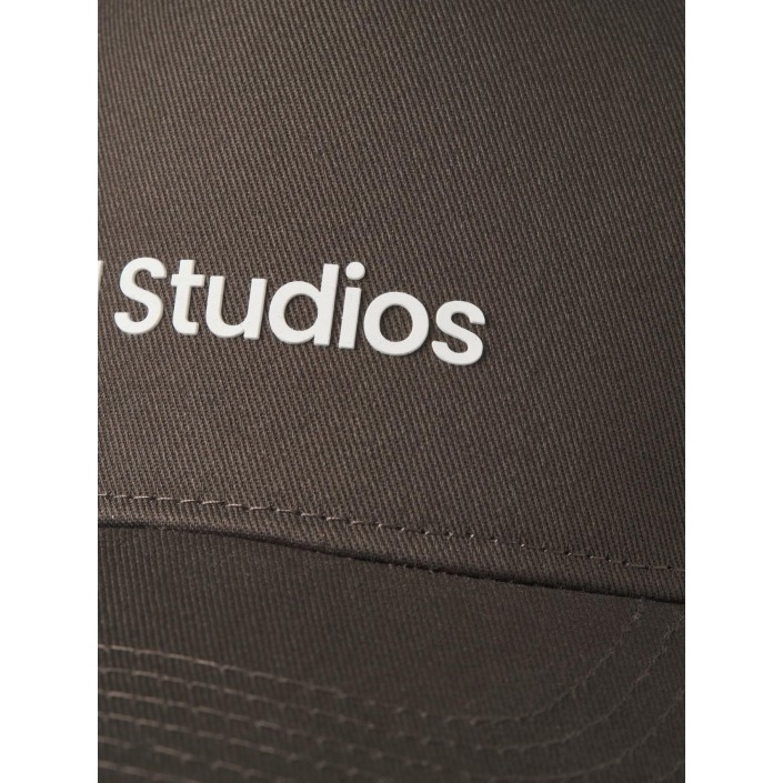 Jack & Jones:JACK&JONES ESSENTIALS JACBASE SOHO CAP LN Falcon | Freewear JACBASE SOHO CAP LN - www.freewear.nl - Freewear