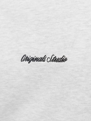 JACK&JONES ORIGINALS JORNORREBRO EMB SWEAT CREW NOOS White Melange | Freewear JORNORREBRO EMB SWEAT CREW NOOS - www.freewear.nl - Freewear