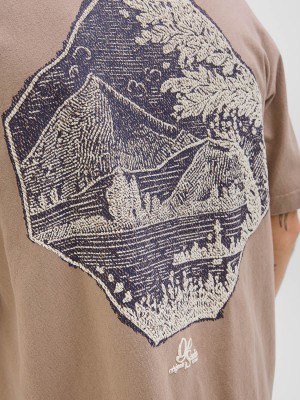 JACK&JONES ORIGINALS JORGRAMERCY BACK GRAPHIC TEE SS CN Mocha Meringue | Freewear JORGRAMERCY BACK GRAPHIC TEE SS CN - www.freewear.nl - Freewear
