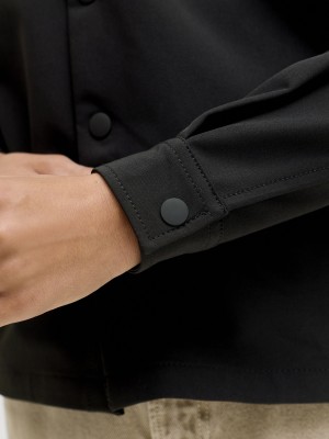 jack en jones boys JCOPOINT COMMUTE TRAVEL SHIRT BF JN: Black | Freewear JCOPOINT COMMUTE TRAVEL SHIRT BF JN: - www.freewear.nl - Freewear