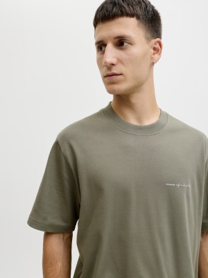 JACK%JONES PREMIUM JPRBLAOWEN SS BRANDING TEE SN Smokey Olive | Freewear JPRBLAOWEN SS BRANDING TEE SN - www.freewear.nl - Freewear