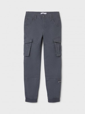 NAME IT KIDS NKMRYAN CARGO R TWI PANT 2222-BA NO: Lava Smoke | Freewear NKMRYAN CARGO R TWI PANT 2222-BA NO: - www.freewear.nl - Freewear