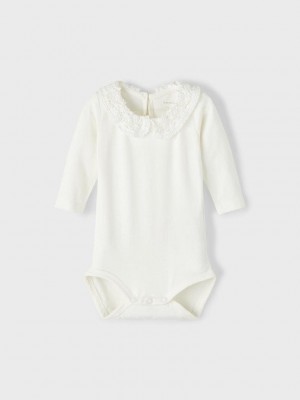 Name It NBFTYLLA LS BODY NOOS White Alyssum | Freewear NBFTYLLA LS BODY NOOS - www.freewear.nl - Freewear