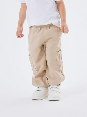 NAME IT MINI NMFBELLA ROUND TWILL PANT 9347-BU N: Safari | Freewear NMFBELLA ROUND TWILL PANT 9347-BU N: - www.freewear.nl - Freewear