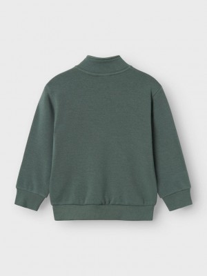 NAME IT MINI NMMSIGMUND NREG SWEAT BRU Dark Forest | Freewear NMMSIGMUND NREG SWEAT BRU - www.freewear.nl - Freewear