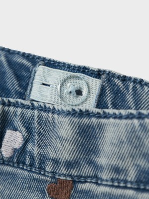 Name It NBFROSE SHAPED R EMB JEANS 5321-YB : Light Blue Denim/HEART EMB | Freewear NBFROSE SHAPED R EMB JEANS 5321-YB : - www.freewear.nl - Freewear