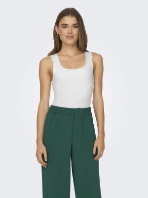 Only ONLEA S/L 2-WAYS FIT TOP JRS NOOS Bright White | Freewear ONLEA S/L 2-WAYS FIT TOP JRS NOOS - www.freewear.nl - Freewear