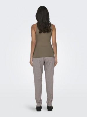 Only ONLEA S/L 2-WAYS FIT TOP JRS NOOS Walnut | Freewear ONLEA S/L 2-WAYS FIT TOP JRS NOOS - www.freewear.nl - Freewear