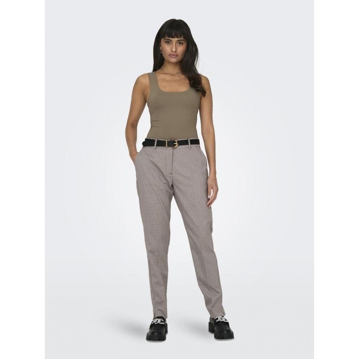 Only ONLEA S/L 2-WAYS FIT TOP JRS NOOS Walnut | Freewear ONLEA S/L 2-WAYS FIT TOP JRS NOOS - www.freewear.nl - Freewear