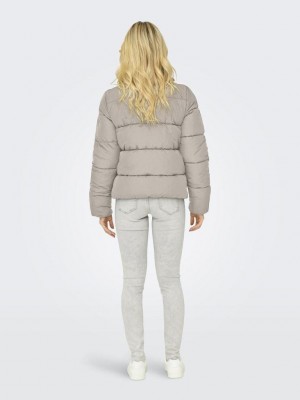 Only ONLNEWCOOL PUFFER JACKET CC OTW Moonbeam | Freewear ONLNEWCOOL PUFFER JACKET CC OTW - www.freewear.nl - Freewear