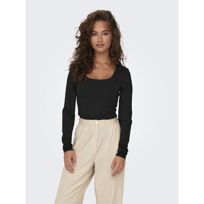 Only ONLEA L/S 2-WAY DEEP NECK TOP JRS N: Black | Freewear ONLEA L/S 2-WAY DEEP NECK TOP JRS N: - www.freewear.nl - Freewear