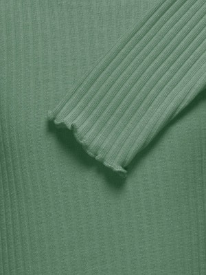 Only KOGNELLA L/S O-NECK TOP JRS NOOS Hedge Green | Freewear KOGNELLA L/S O-NECK TOP JRS NOOS - www.freewear.nl - Freewear