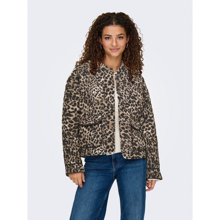 Only ONLHALLIE QUILTED JACKET OTW NOOS Sandshell/LEO | Freewear ONLHALLIE QUILTED JACKET OTW NOOS - www.freewear.nl - Freewear