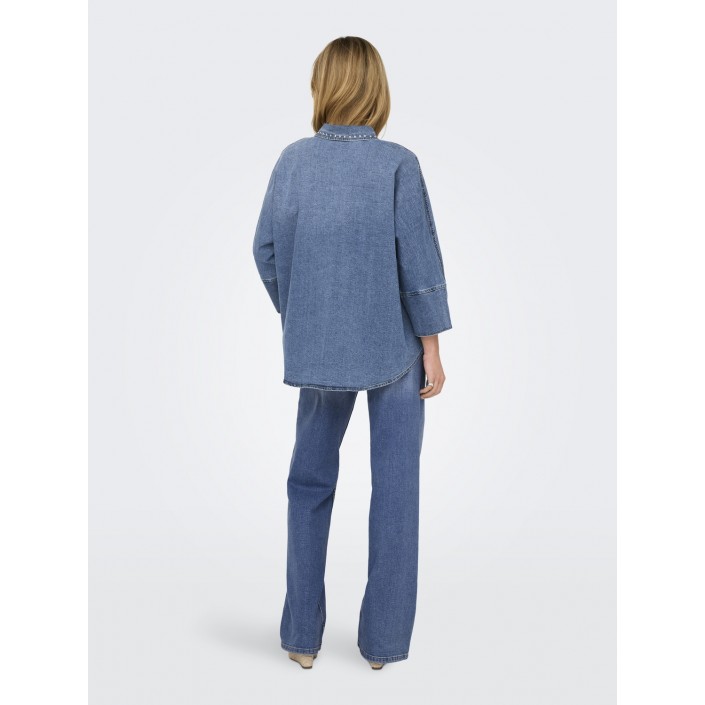 Only ONLGRACE 3/4 SL STUD DNM SHIRT GUA Medium Blue Denim | Freewear ONLGRACE 3/4 SL STUD DNM SHIRT GUA - www.freewear.nl - Freewear