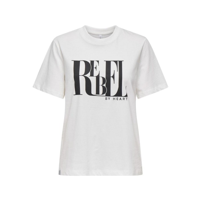 Only ONLLEONA S/S TEXT EMB. TOP BOX JRS Cloud Dancer/Rebel | Freewear ONLLEONA S/S TEXT EMB. TOP BOX JRS - www.freewear.nl - Freewear