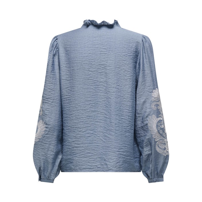 Only ONLNEW MALOU L/S TOP PTM Faded Denim/Cloud dancer emb | Freewear ONLNEW MALOU L/S TOP PTM - www.freewear.nl - Freewear