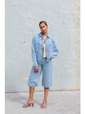 Only ONLCASSIE EMB LS OVS DNM SHIRT AKM Light Blue Denim | Freewear ONLCASSIE EMB LS OVS DNM SHIRT AKM - www.freewear.nl - Freewear