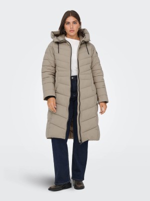 Carmakoma CARJULIET LIFE QUILT COAT OTW Silver Mink | Freewear CARJULIET LIFE QUILT COAT OTW - www.freewear.nl - Freewear
