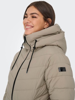 Carmakoma CARJULIET LIFE QUILT COAT OTW Silver Mink | Freewear CARJULIET LIFE QUILT COAT OTW - www.freewear.nl - Freewear