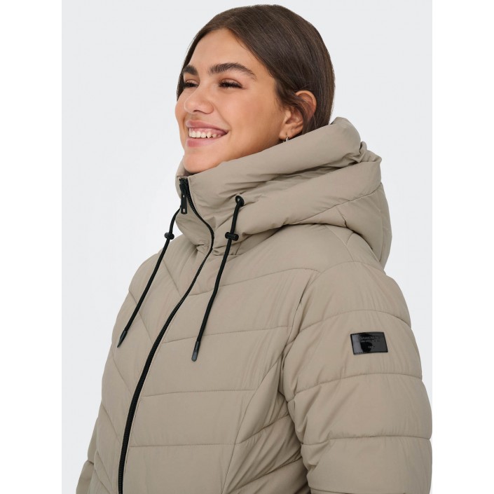 Carmakoma CARJULIET LIFE QUILT COAT OTW Silver Mink | Freewear CARJULIET LIFE QUILT COAT OTW - www.freewear.nl - Freewear