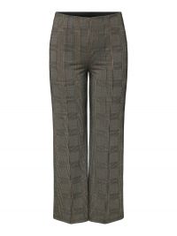 afbeelding voor product Carmakoma CARFINE WIDE PANTS JRS Seal Brown/Libra Checks | Freewear