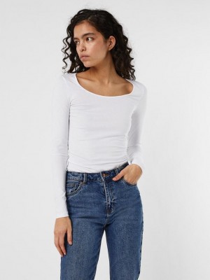 Vero Moda VMMAXI MY LS SOFT LONG U-NECK NOOS Bright White | Freewear VMMAXI MY LS SOFT LONG U-NECK NOOS - www.freewear.nl - Freewear
