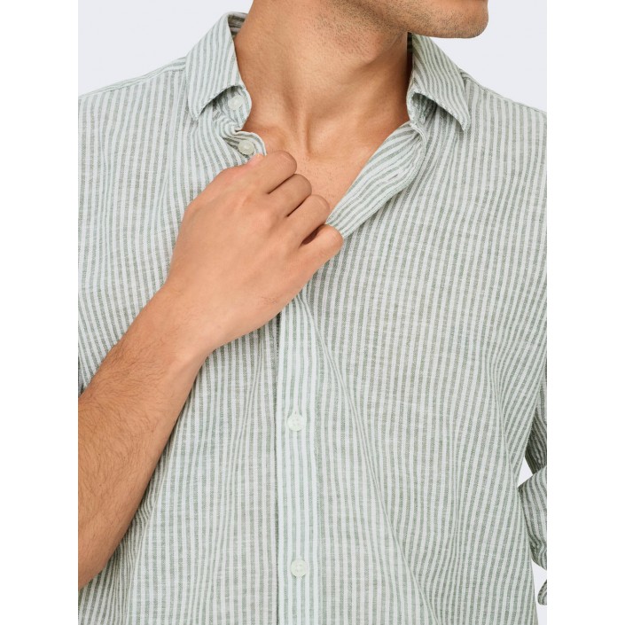 ONLY&SONS ONSCAIDEN LS STRIPE LINEN SHIRT 660: Sea Spray | Freewear ONSCAIDEN LS STRIPE LINEN SHIRT 660: - www.freewear.nl - Freewear