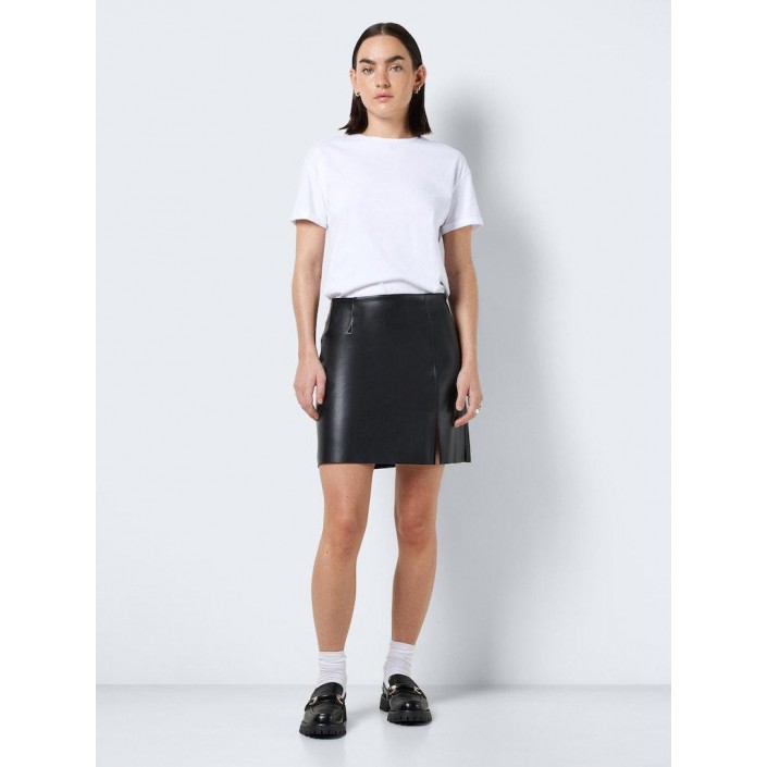 Noisy May NMCLARA PENNY PU HW SLIT SKIRT NOOS Black | Freewear NMCLARA PENNY PU HW SLIT SKIRT NOOS - www.freewear.nl - Freewear