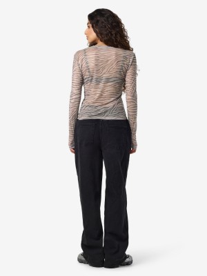 Noisy May NMJUDITH L/S MESH TOP JRS LX Chinchilla/MOREL ZEBRA | Freewear NMJUDITH L/S MESH TOP JRS LX - www.freewear.nl - Freewear