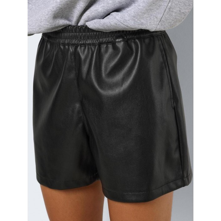 Noisy May NMANDY PU HW SHORTS WVN NOOS Black | Freewear NMANDY PU HW SHORTS WVN NOOS - www.freewear.nl - Freewear