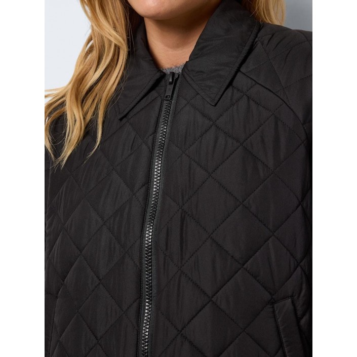 Noisy May NMGILLY QUILTED JACKET FWD DD Black/W/O NM LOGO | Freewear NMGILLY QUILTED JACKET FWD DD - www.freewear.nl - Freewear