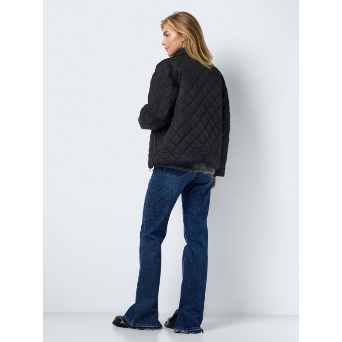 Noisy May NMGILLY QUILTED JACKET FWD DD Black/W/O NM LOGO | Freewear NMGILLY QUILTED JACKET FWD DD - www.freewear.nl - Freewear