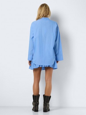 Noisy May NMFREJA L/S SHIRT PINSTRIPES WVN Cashmere Blue/BLACK | Freewear NMFREJA L/S SHIRT PINSTRIPES WVN - www.freewear.nl - Freewear