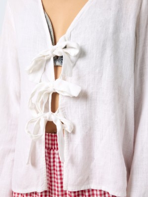 Noisy May NMLEILANI L/S V-NECK TIE BLOUSE WVN Bright White | Freewear NMLEILANI L/S V-NECK TIE BLOUSE WVN - www.freewear.nl - Freewear