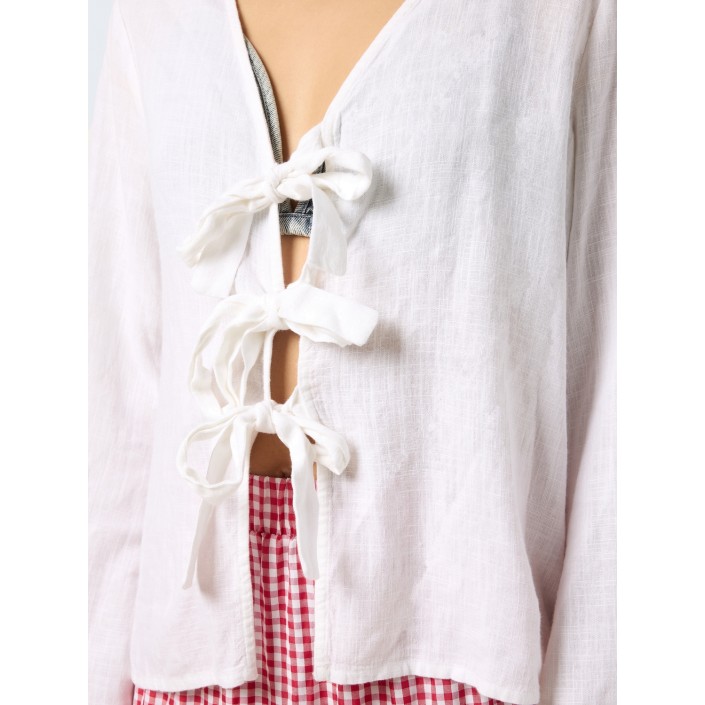 Noisy May NMLEILANI L/S V-NECK TIE BLOUSE WVN Bright White | Freewear NMLEILANI L/S V-NECK TIE BLOUSE WVN - www.freewear.nl - Freewear