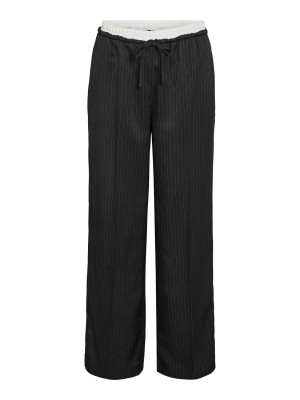 Noisy May NMDALLAS NW PINSTRIPE BOXER PANTS F: Black/WHITE PINSTRIPE | Freewear NMDALLAS NW PINSTRIPE BOXER PANTS F: - www.freewear.nl - Freewear