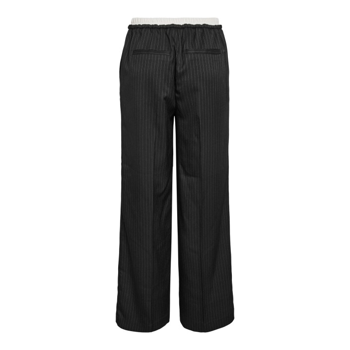 Noisy May NMDALLAS NW PINSTRIPE BOXER PANTS F: Black/WHITE PINSTRIPE | Freewear NMDALLAS NW PINSTRIPE BOXER PANTS F: - www.freewear.nl - Freewear