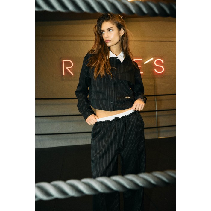 Noisy May NMDALLAS L/S CROP PINSTRIPE SHIRT F: Black/WHITE PINSTRIPE | Freewear NMDALLAS L/S CROP PINSTRIPE SHIRT F: - www.freewear.nl - Freewear
