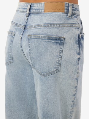 Noisy May NMJOSIE HW LOOSE JEANS AZ359LB NOOS Light Blue Denim | Freewear NMJOSIE HW LOOSE JEANS AZ359LB NOOS - www.freewear.nl - Freewear