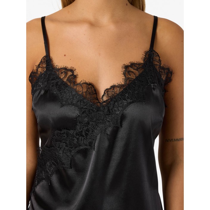 Noisy May NMSOFIE S/L SATIN TOP Black | Freewear NMSOFIE S/L SATIN TOP - www.freewear.nl - Freewear