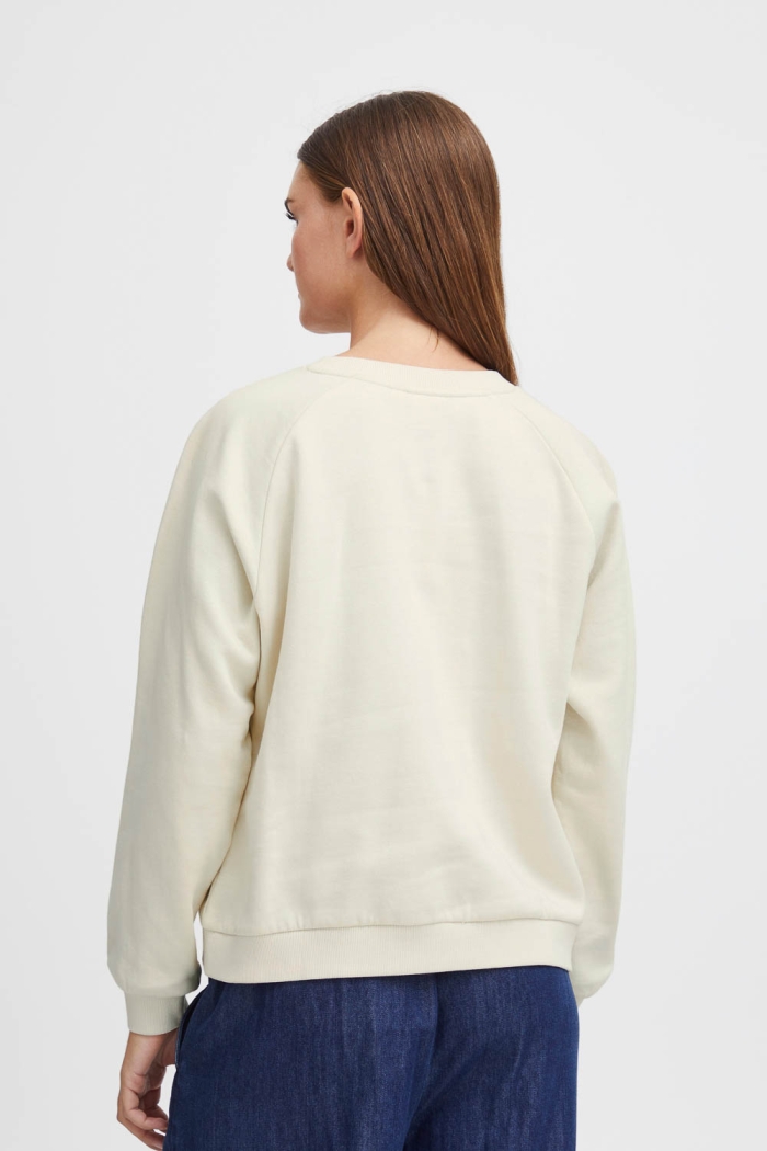 ICHI IHLEla Brushed Sweater 3 almond milk