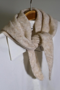 HS. Fashion Sjaal driehoek ecru