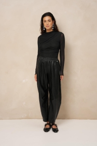 Lofty Manner Top Jolien black